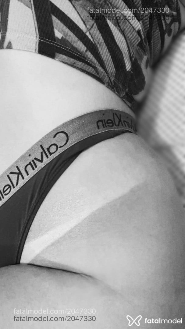 Acompanhante mulher com cabelo castanho de olhos mel em Florianópolis - Amanda