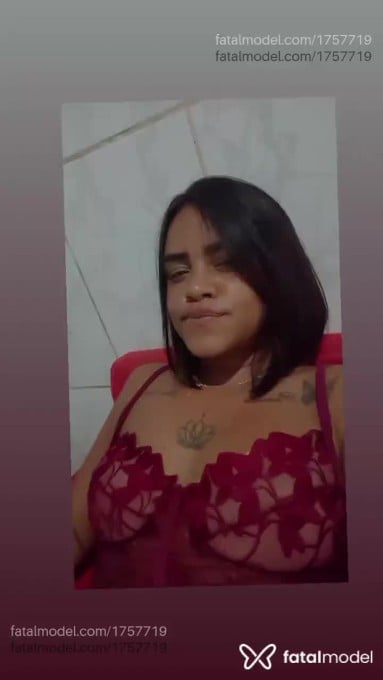 Acompanhante mulher morena (o) de olhos castanhos - Anjiinha