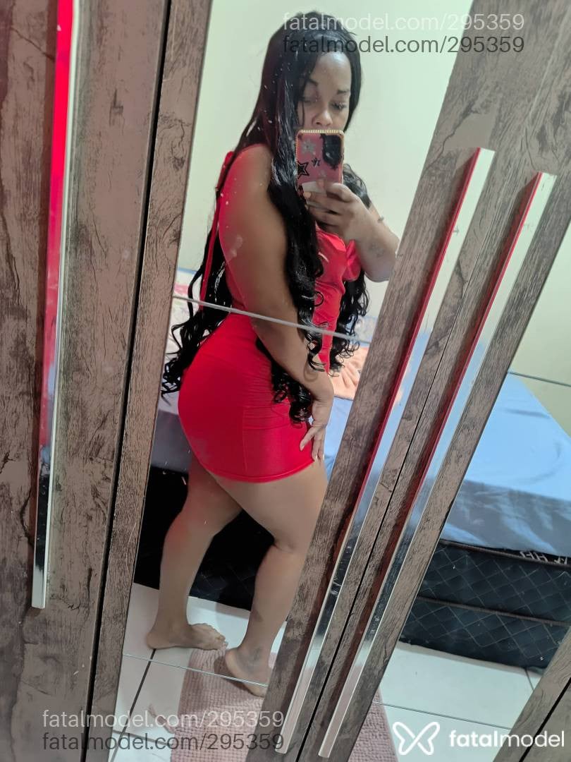 Acompanhante mulher morena (o) de olhos castanhos em Pirassununga - Pérola Negra