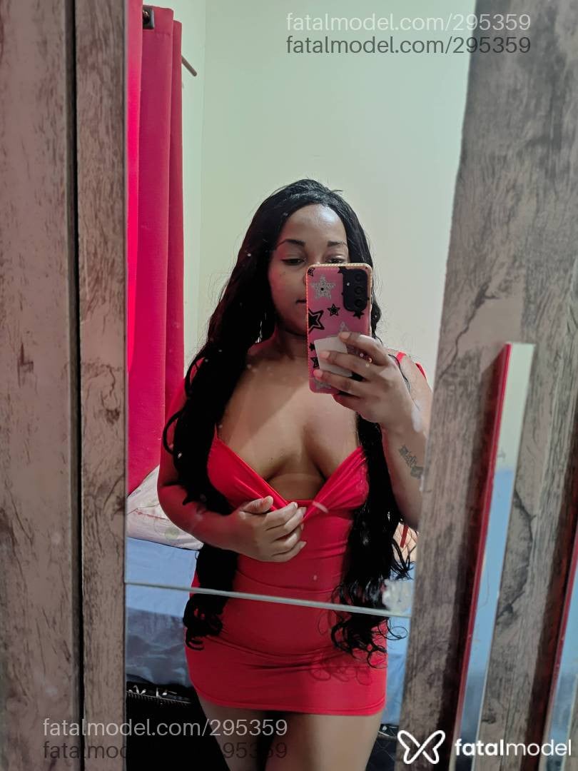 Acompanhante mulher morena (o) de olhos castanhos em Pirassununga - Pérola Negra