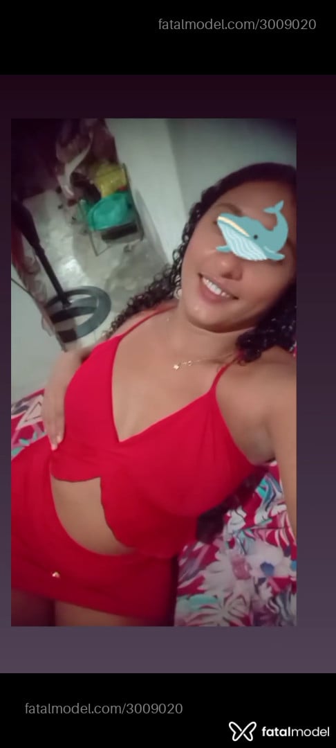 Acompanhante mulher com cabelo castanho de olhos castanhos em Horizonte Acompanhante mulher com cabelo castanho de olhos castanhos em Horizonte - Moana