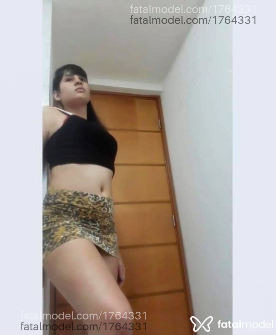 Acompanhante mulher com cabelo castanho de olhos castanhos em Virtual - Karol Myuki