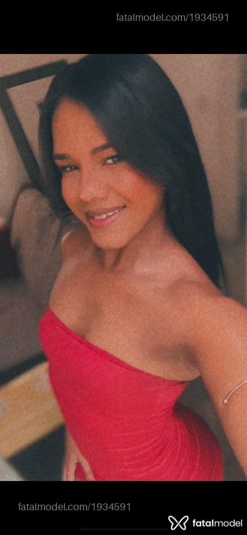 Acompanhante mulher trans morena (o) de olhos castanhos em Luís Eduardo Magalhães - Nandinha