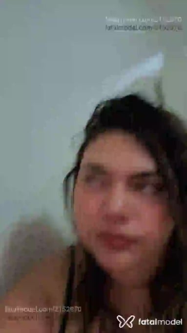 Acompanhante mulher com cabelo castanho de olhos pretos em Rio Verde Acompanhante mulher com cabelo castanho de olhos pretos em Rio Verde - Gordinhasafada