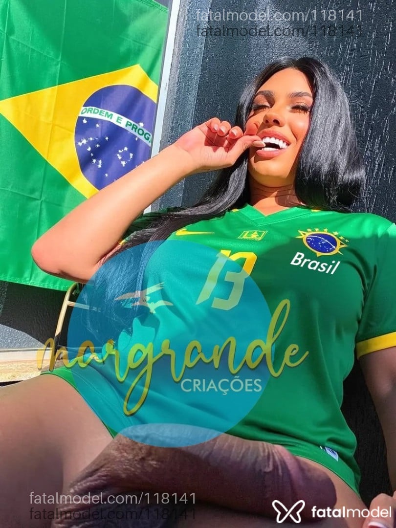 Acompanhante travesti morena (o) de olhos pretos em Cascavel - BYanka Rafaella