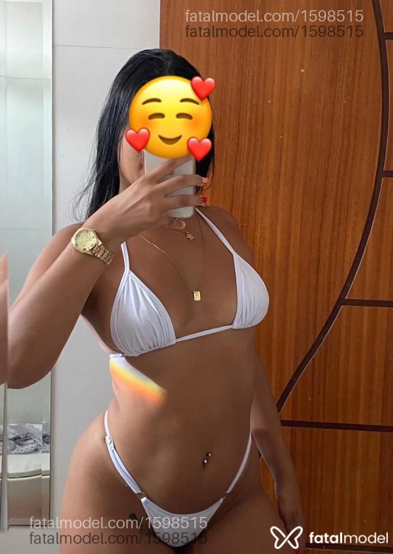 Acompanhante mulher com cabelo castanho de olhos castanhos em Aracaju - Tokio