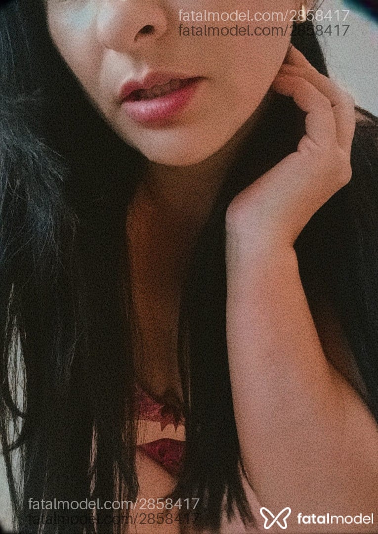 Acompanhante mulher com cabelo castanho de olhos castanhos em Araras - Lua
