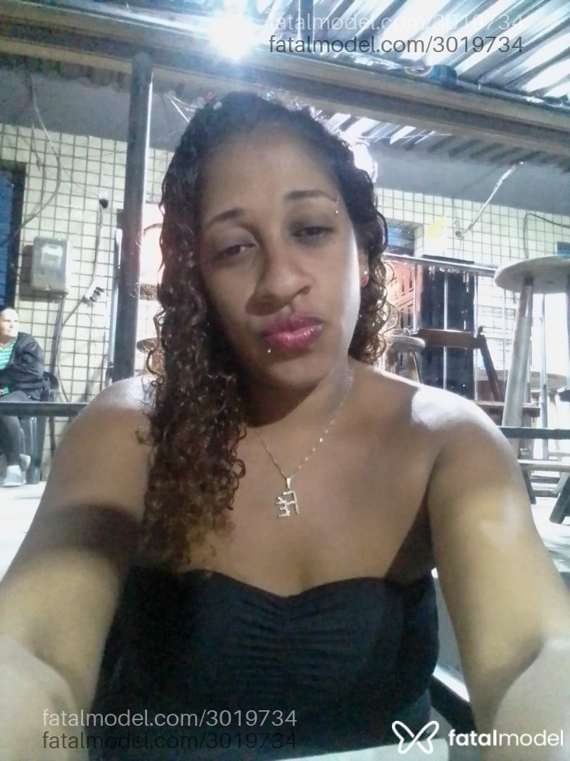 Acompanhante mulher morena (o) de olhos castanhos - Anita