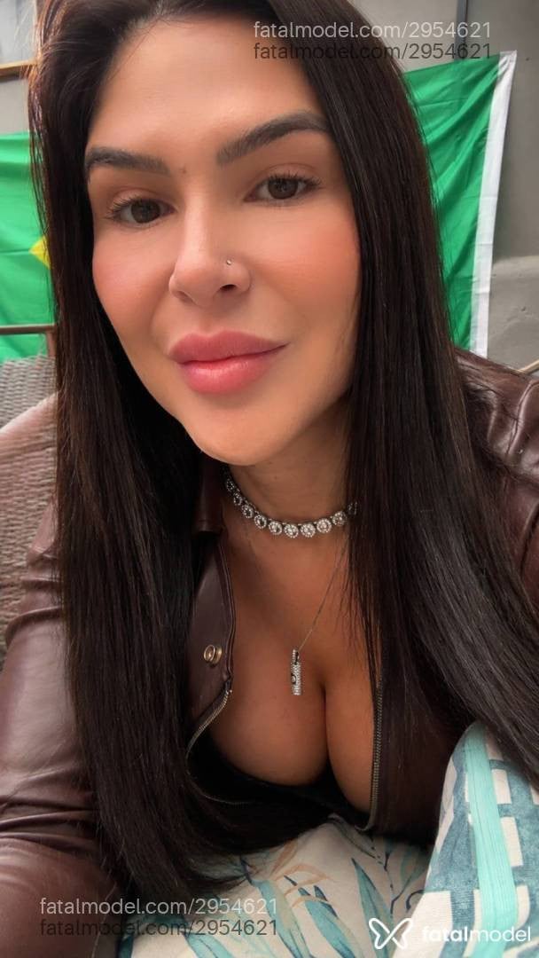 Acompanhante mulher morena (o) de olhos mel - Brenda Moraes