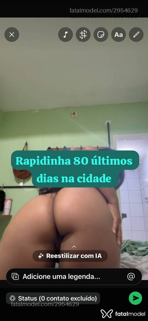 Acompanhante mulher morena (o) de olhos pretos - Micaele
