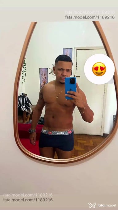 Acompanhante homem morena (o) de olhos mel em Rio de Janeiro - Caique Mello