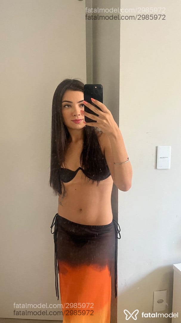 Acompanhante mulher morena (o) de olhos castanhos em Belo Horizonte - Maria Vitória