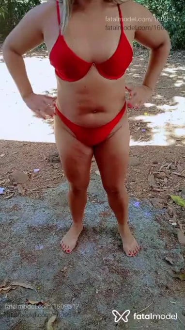 Acompanhante mulher loira (o) de olhos castanhos em Paraíso do Tocantins Acompanhante mulher loira (o) de olhos castanhos em Paraíso do Tocantins - Layanne