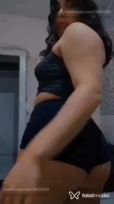 Acompanhante mulher trans com cabelo castanho de olhos castanhos em Angra dos Reis Acompanhante mulher trans com cabelo castanho de olhos castanhos em Angra dos Reis - Majuh