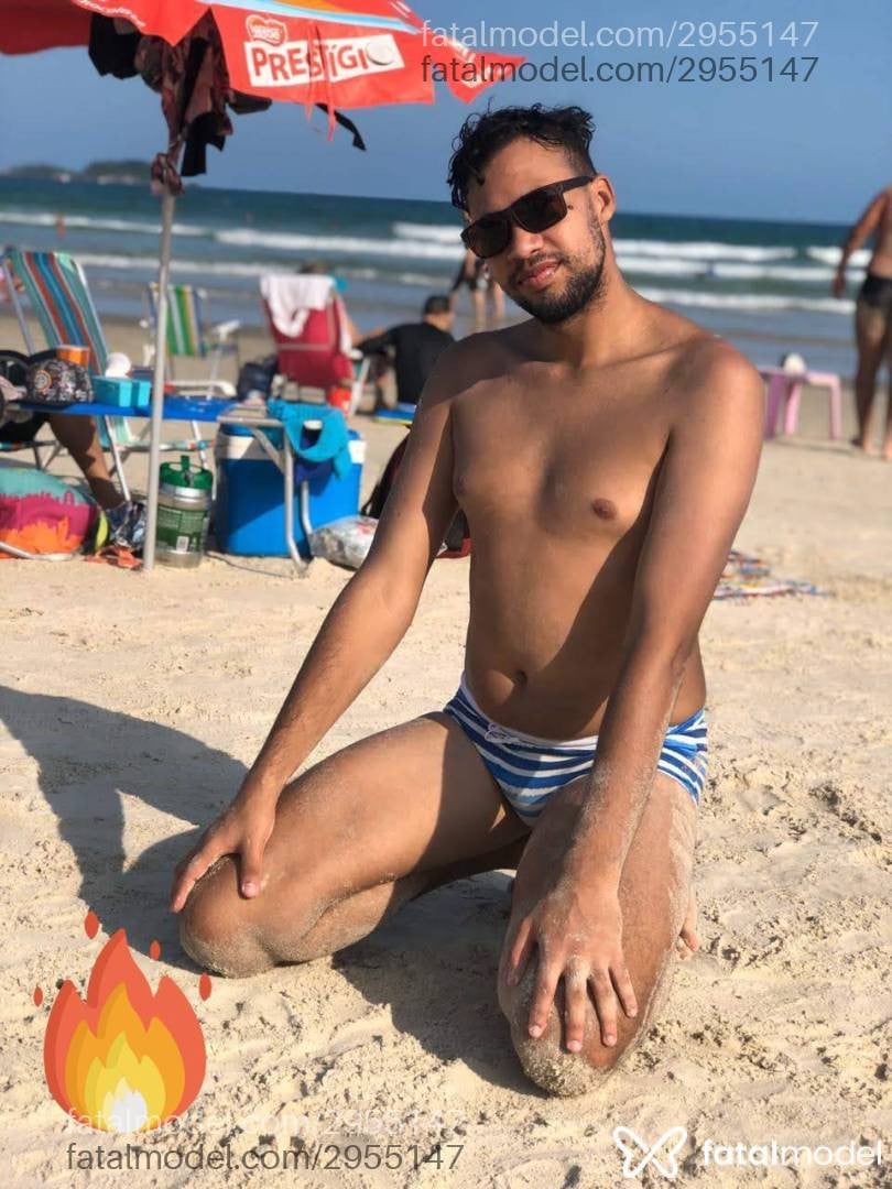Acompanhante homem morena (o) de olhos castanhos em São Paulo - Patrick