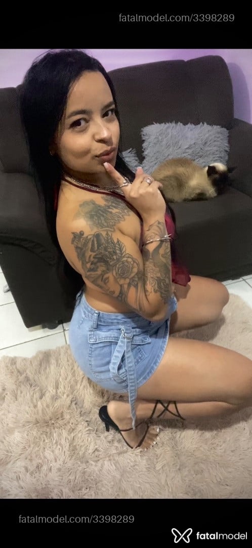 Acompanhante mulher morena (o) de olhos pretos em Extrema - Jadee