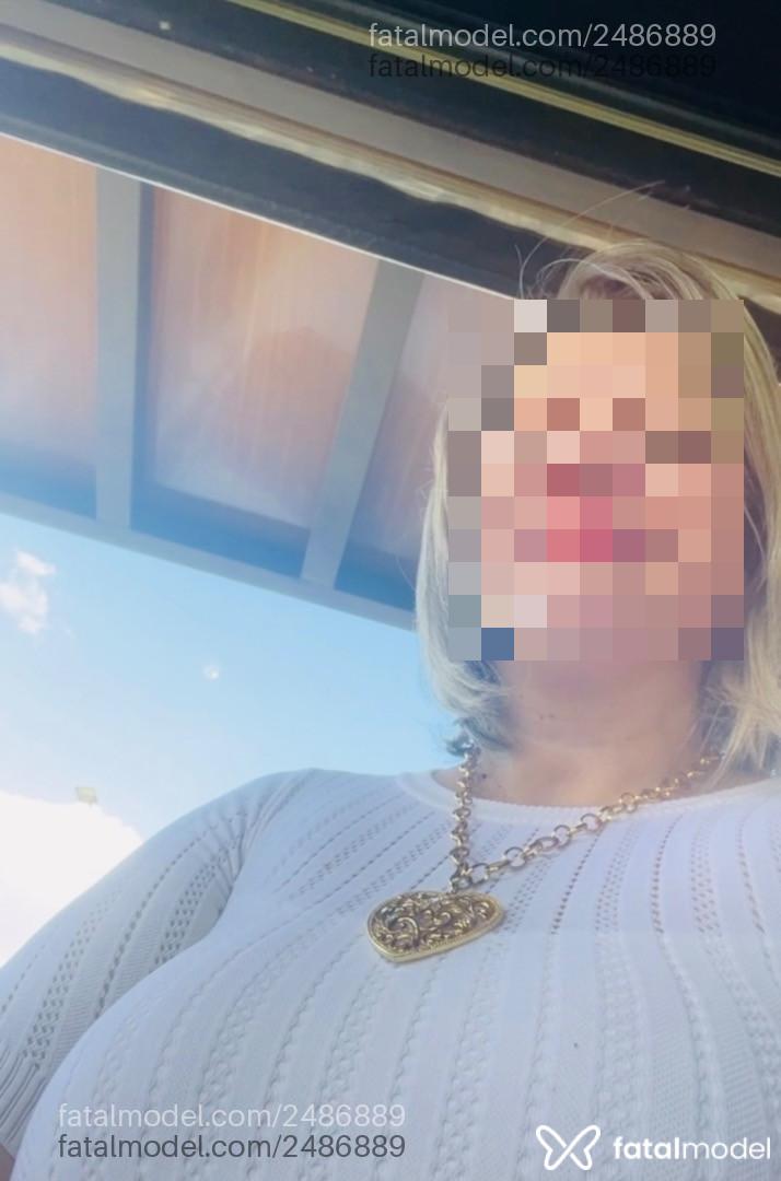 Acompanhante mulher loira (o) de olhos castanhos em Brasília - Dani