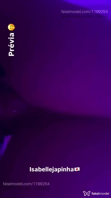 Acompanhante mulher trans com cabelo castanho de olhos castanhos em Porto Alegre - Ysa Belle Japinhaa