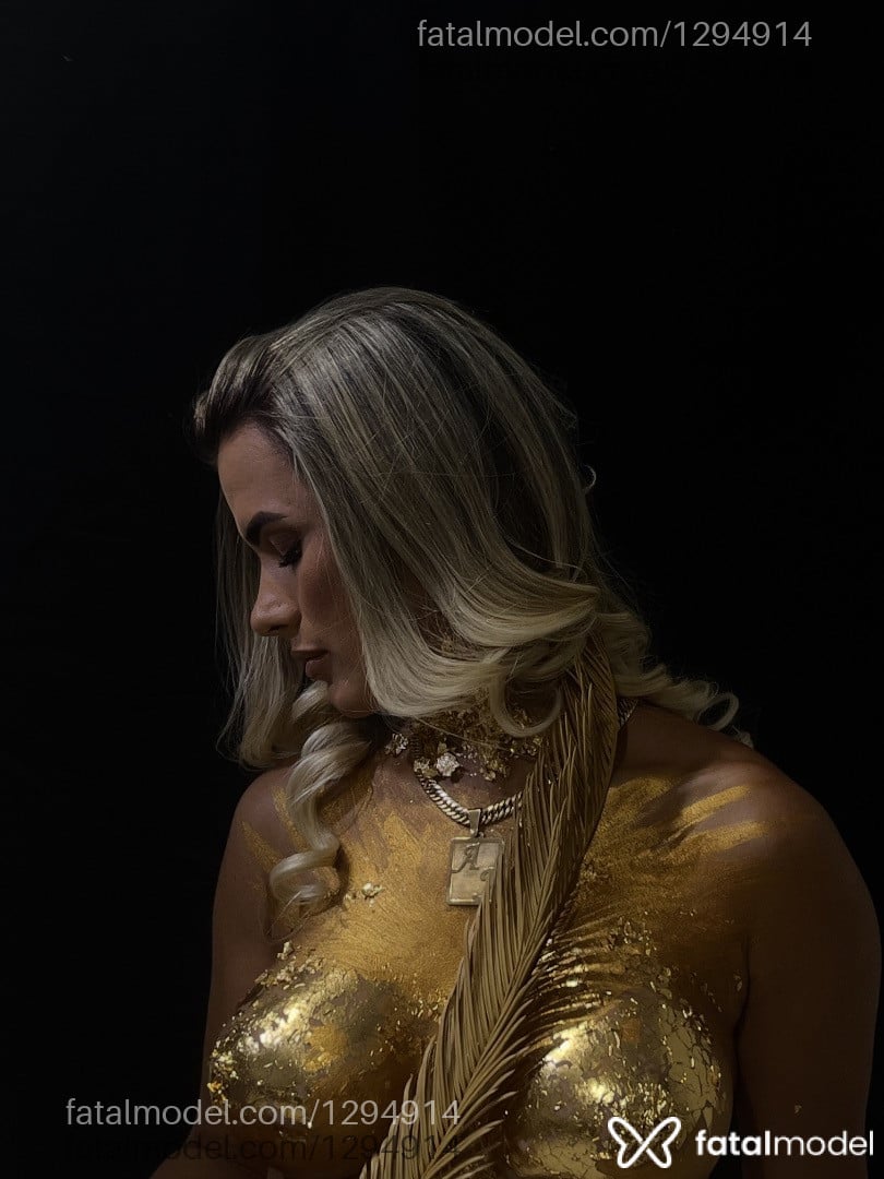 Acompanhante mulher trans loira (o) de olhos verdes em Sinop - Bruna