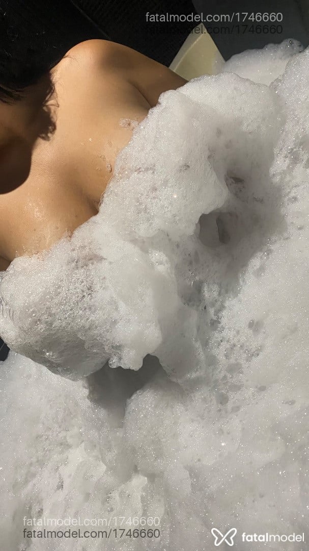 Acompanhante mulher morena (o) de olhos pretos em São Paulo Acompanhante mulher morena (o) de olhos pretos em São Paulo - Ana clara