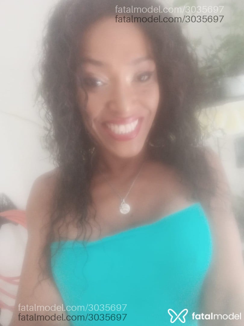 Acompanhante mulher trans morena (o) de olhos pretos em São Paulo - Julia Jhonnes