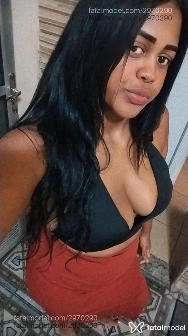 Acompanhante mulher morena (o) de olhos pretos - Lorena Acompanhante mulher morena (o) de olhos pretos - Lorena