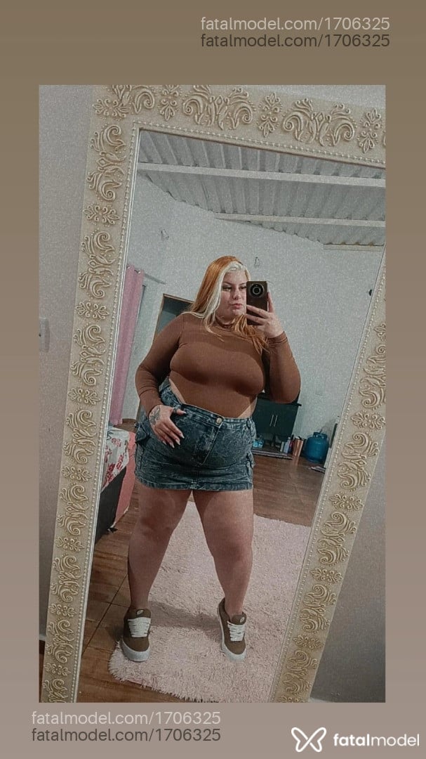 Acompanhante mulher ruiva (o) de olhos castanhos em Embu - Jully