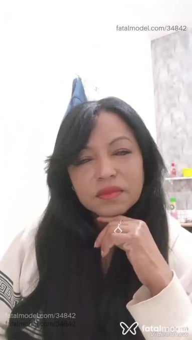 Acompanhante mulher morena (o) de olhos castanhos em Pouso Alegre - INDIAA