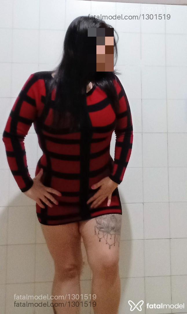 Acompanhante mulher com cabelo castanho de olhos mel em Caldas Novas - Elisa Sanches