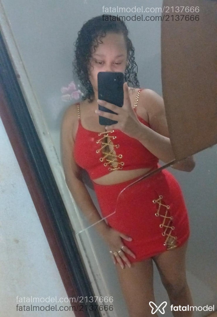 Acompanhante mulher com cabelo castanho de olhos castanhos em Camaquã - Lucyelli