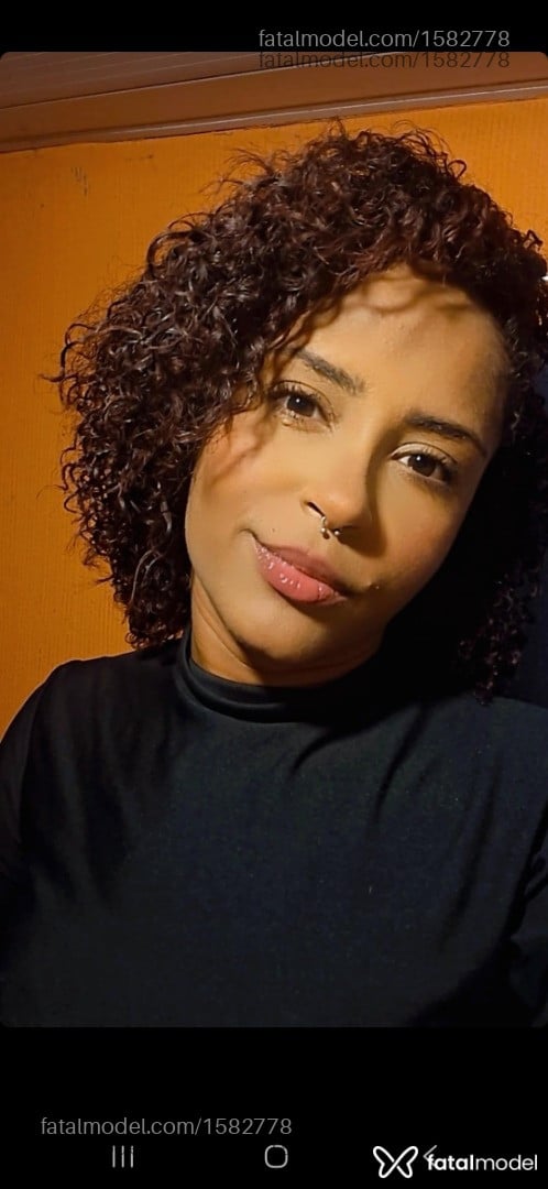 Acompanhante mulher morena (o) de olhos castanhos em Niterói - Ellen Silva