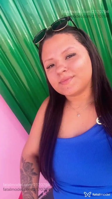 Acompanhante mulher com cabelo castanho de olhos pretos em Diamantino - Hellen Silva