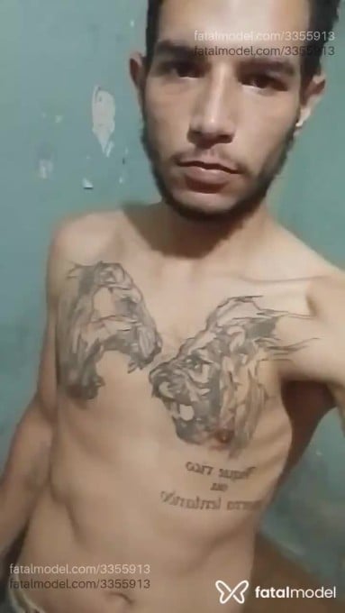 Acompanhante homem morena (o) de olhos castanhos em Belo Horizonte - Lukao