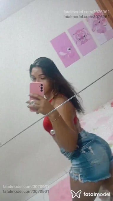 Acompanhante mulher trans morena (o) de olhos mel - Isabella Elouíse Acompanhante mulher trans morena (o) de olhos mel - Isabella Elouíse