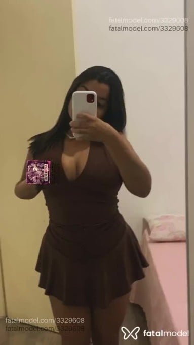 Acompanhante mulher com cabelo castanho de olhos castanhos em Belo Horizonte - Cecília