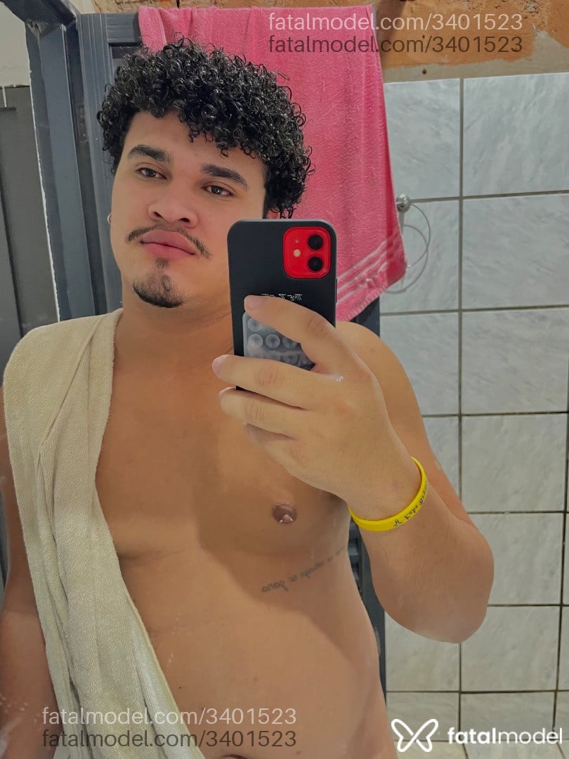 Acompanhante homem morena (o) de olhos castanhos em Iturama Acompanhante homem morena (o) de olhos castanhos em Iturama - Lucas Marques
