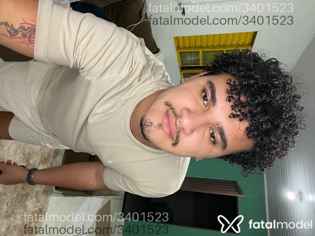 Acompanhante homem morena (o) de olhos castanhos em Iturama Acompanhante homem morena (o) de olhos castanhos em Iturama - Lucas Marques