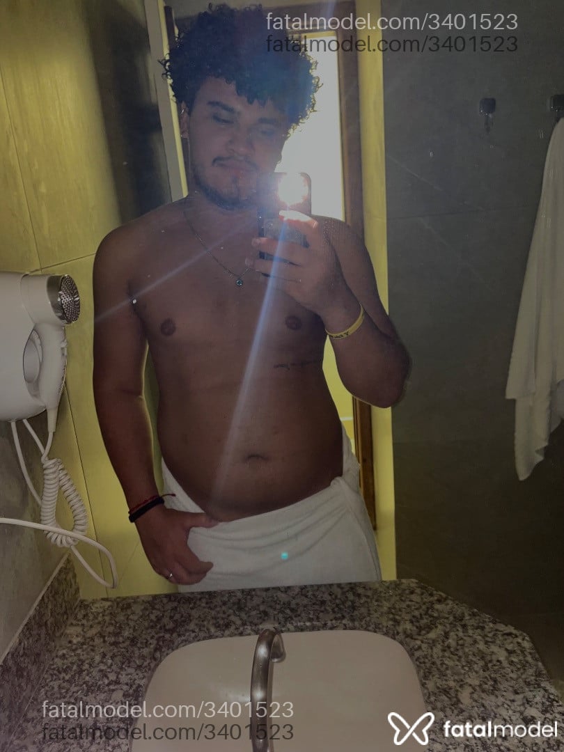 Acompanhante homem morena (o) de olhos castanhos em Iturama Acompanhante homem morena (o) de olhos castanhos em Iturama - Lucas Marques