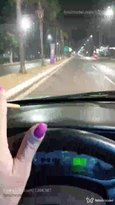 Acompanhante homem trans loira (o) de olhos castanhos em Patos de Minas - Sanny Paoli Neves
