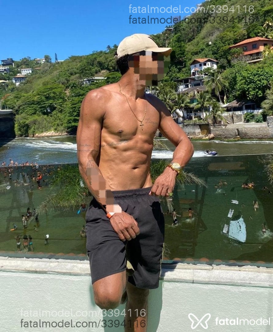 Acompanhante homem com cabelo castanho de olhos castanhos em Rio de Janeiro - Lucas