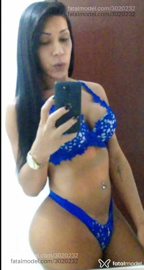 Acompanhante mulher trans morena (o) de olhos castanhos em Patos de Minas - Melissa Campos