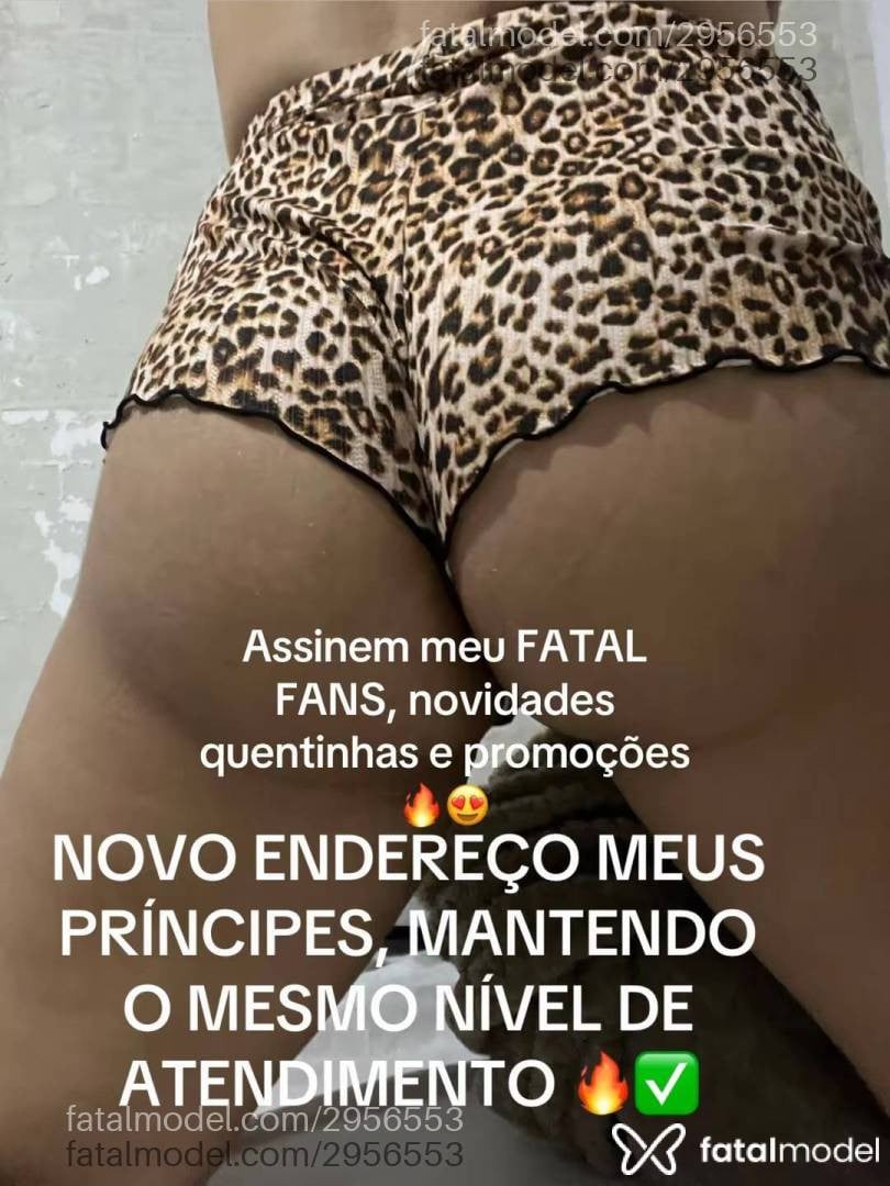 Acompanhante mulher loira (o) de olhos pretos - Ana Albuquerque