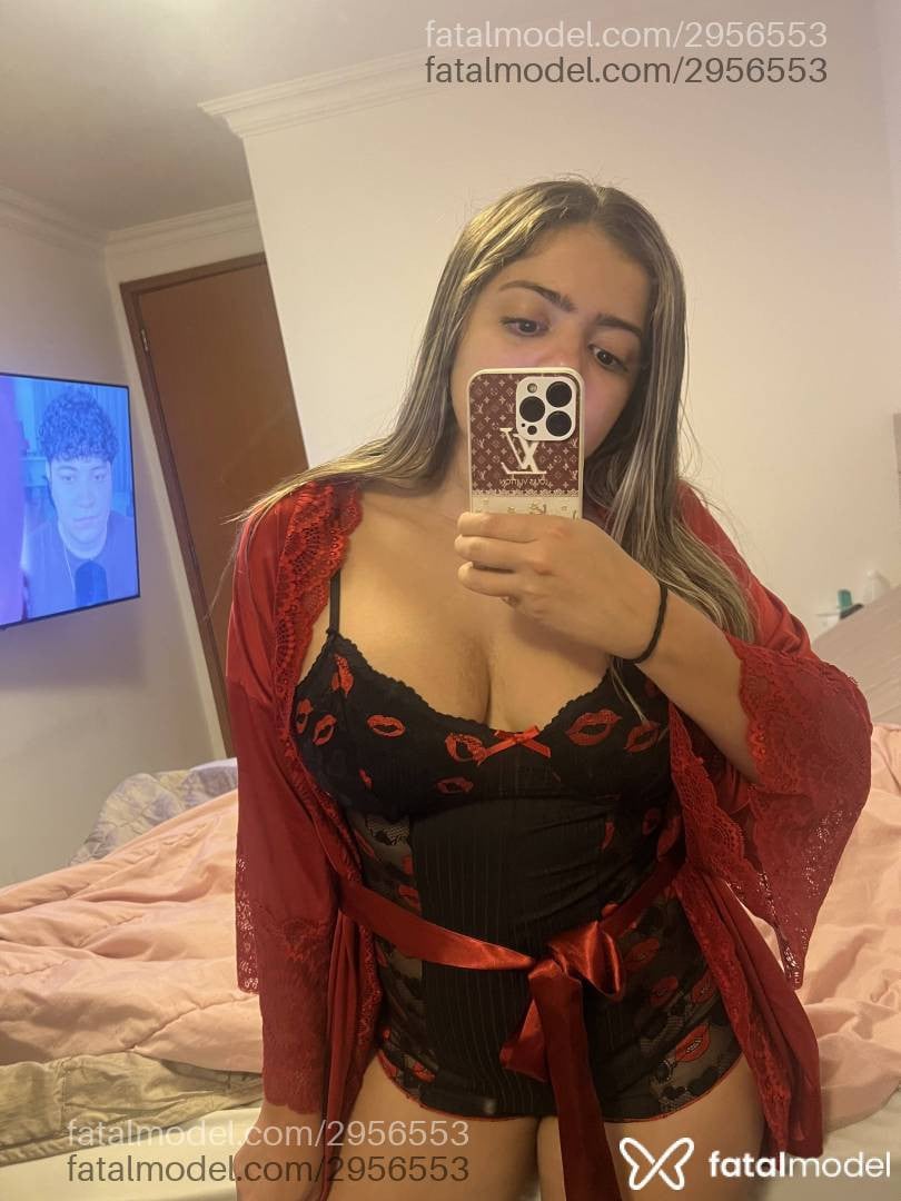 Acompanhante mulher loira (o) de olhos pretos em Vila Velha - Ana Albuquerque