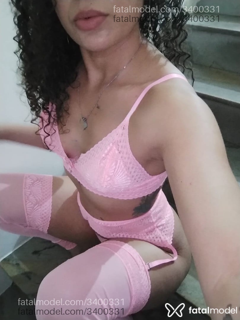 Acompanhante mulher morena (o) de olhos castanhos em Itajaí - Lunna