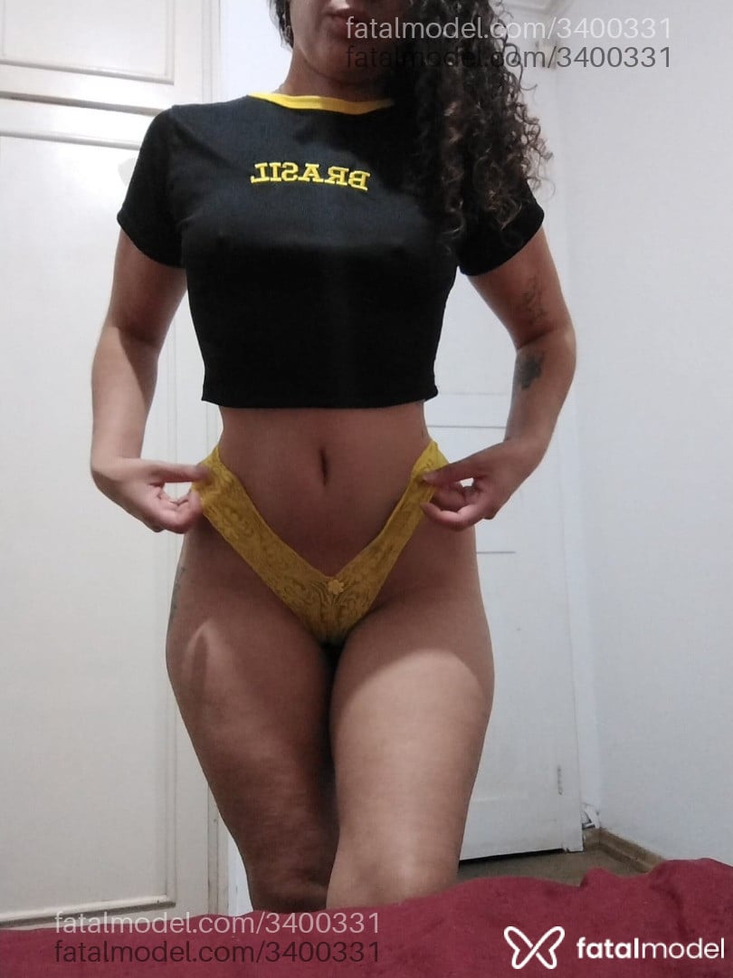 Acompanhante mulher morena (o) de olhos castanhos em Itajaí - Lunna