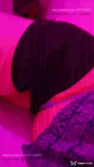 Acompanhante mulher trans loira (o) de olhos castanhos em São Paulo - Sabrina