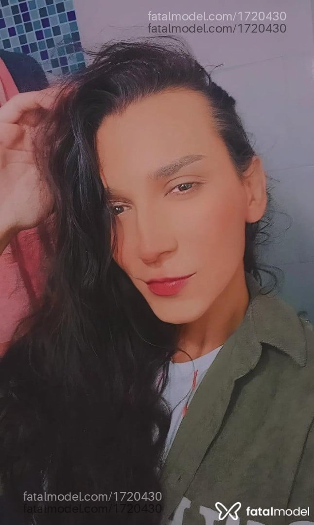 Acompanhante mulher trans morena (o) de olhos castanhos em São Gonçalo - Lua