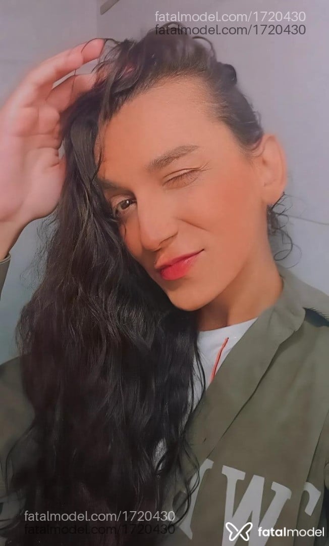 Acompanhante mulher trans morena (o) de olhos castanhos em São Gonçalo - Lua