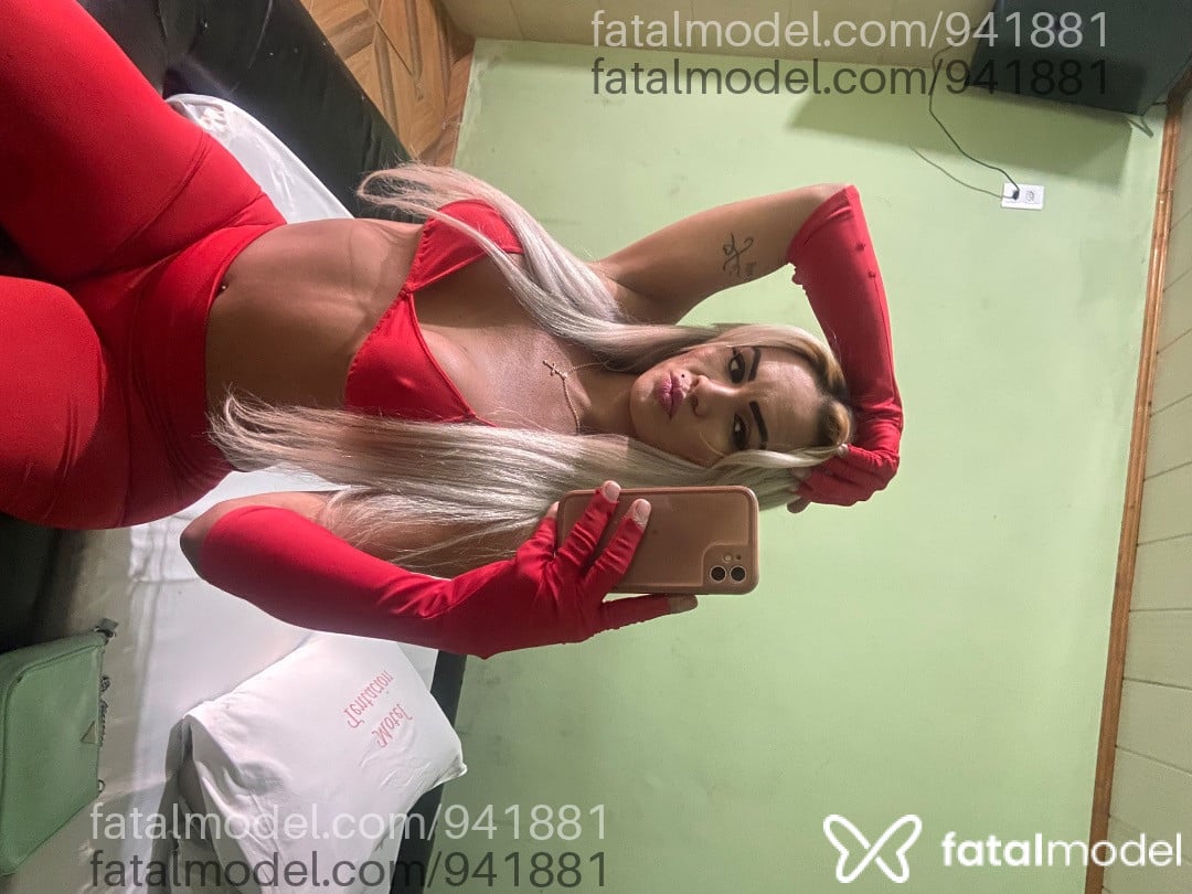 Acompanhante travesti com cabelo castanho de olhos castanhos em Catalão Acompanhante travesti com cabelo castanho de olhos castanhos em Catalão - Thallyagalega