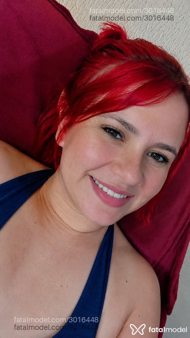 Acompanhante mulher loira (o) de olhos castanhos em Virtual - Catarina Velmont